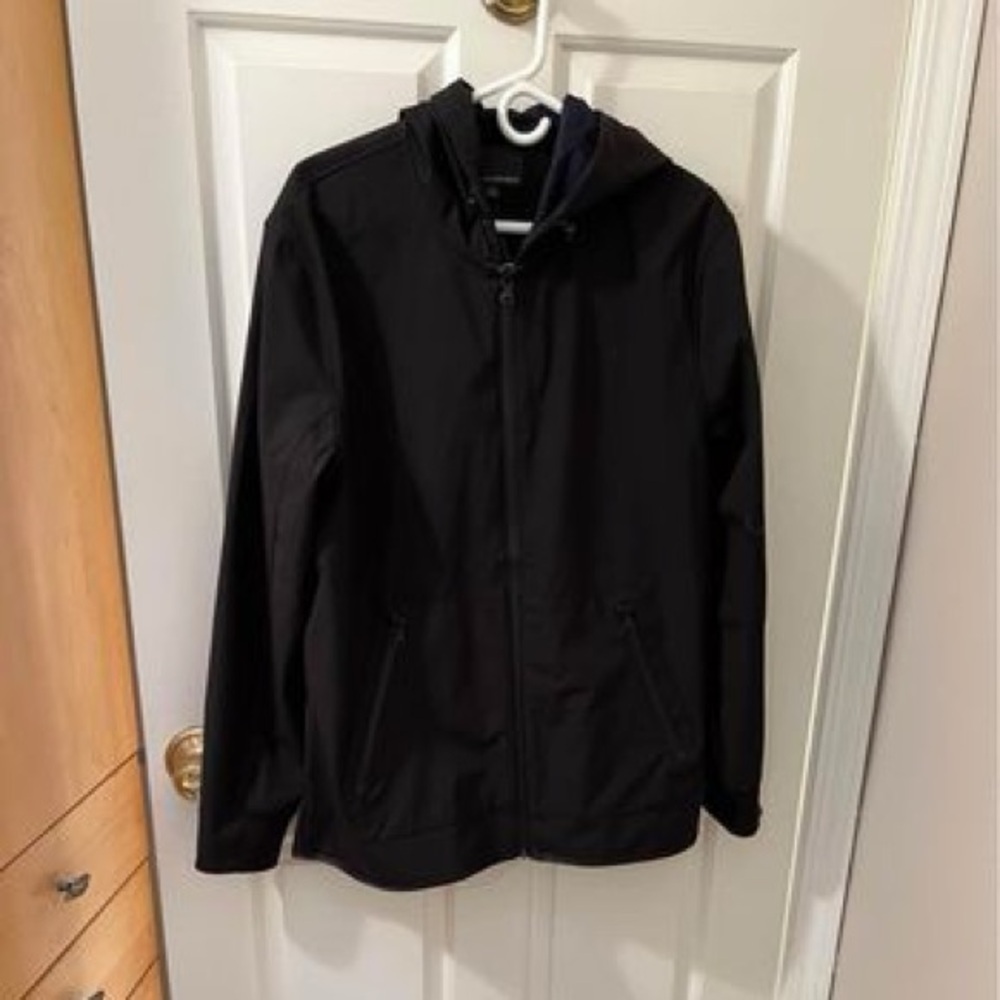 Banana Republic Water Resistant Black Hooded Jacket Size Large NWT